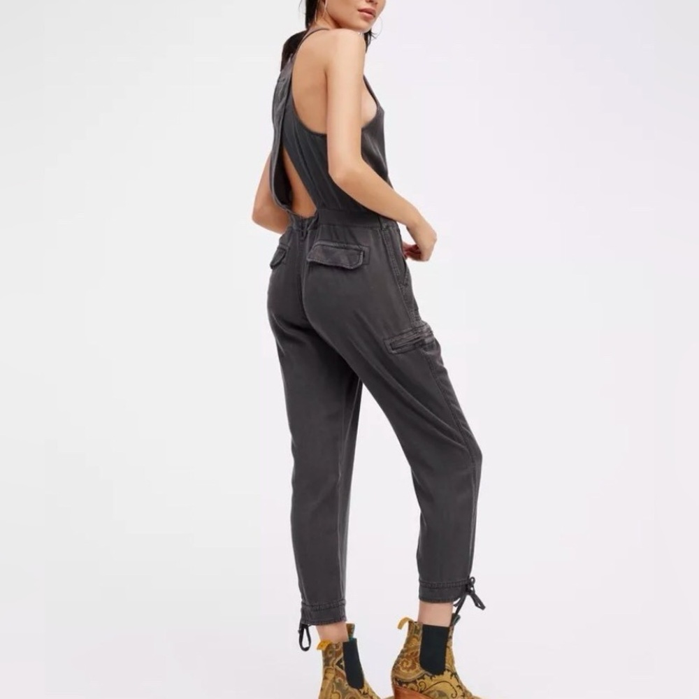Free people Roaring rayon utilitarian jumpsuit size 8 dark gray - Picture 2 of 8